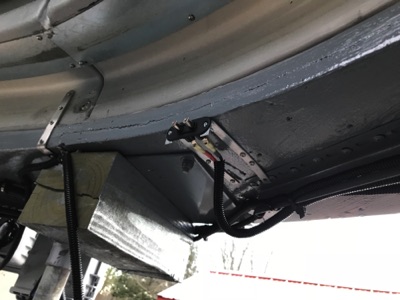 Quick connect for sled battery charger